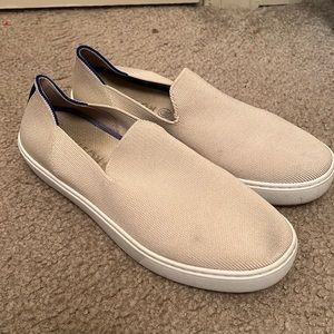 Rothy’s The Sneaker Slip On Shoe in cream/beige. Size 9.5